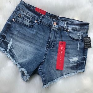 Celebrity Pink frayed denim shorts. Size 7